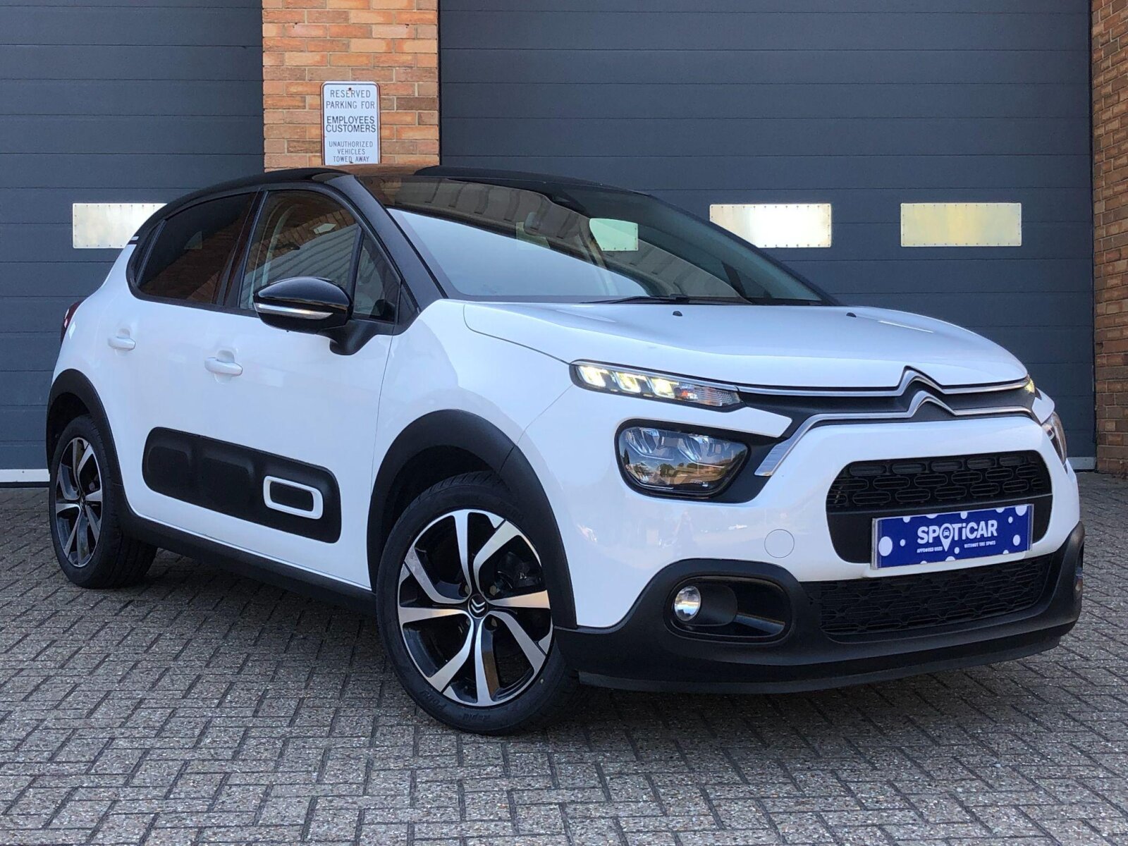 Main listing image - Citroen C3