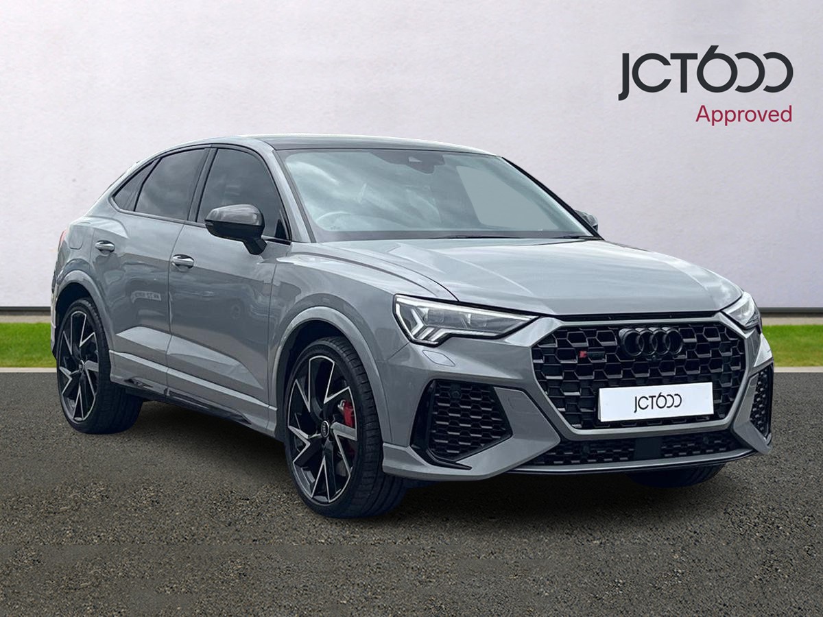 Main listing image - Audi RS Q3