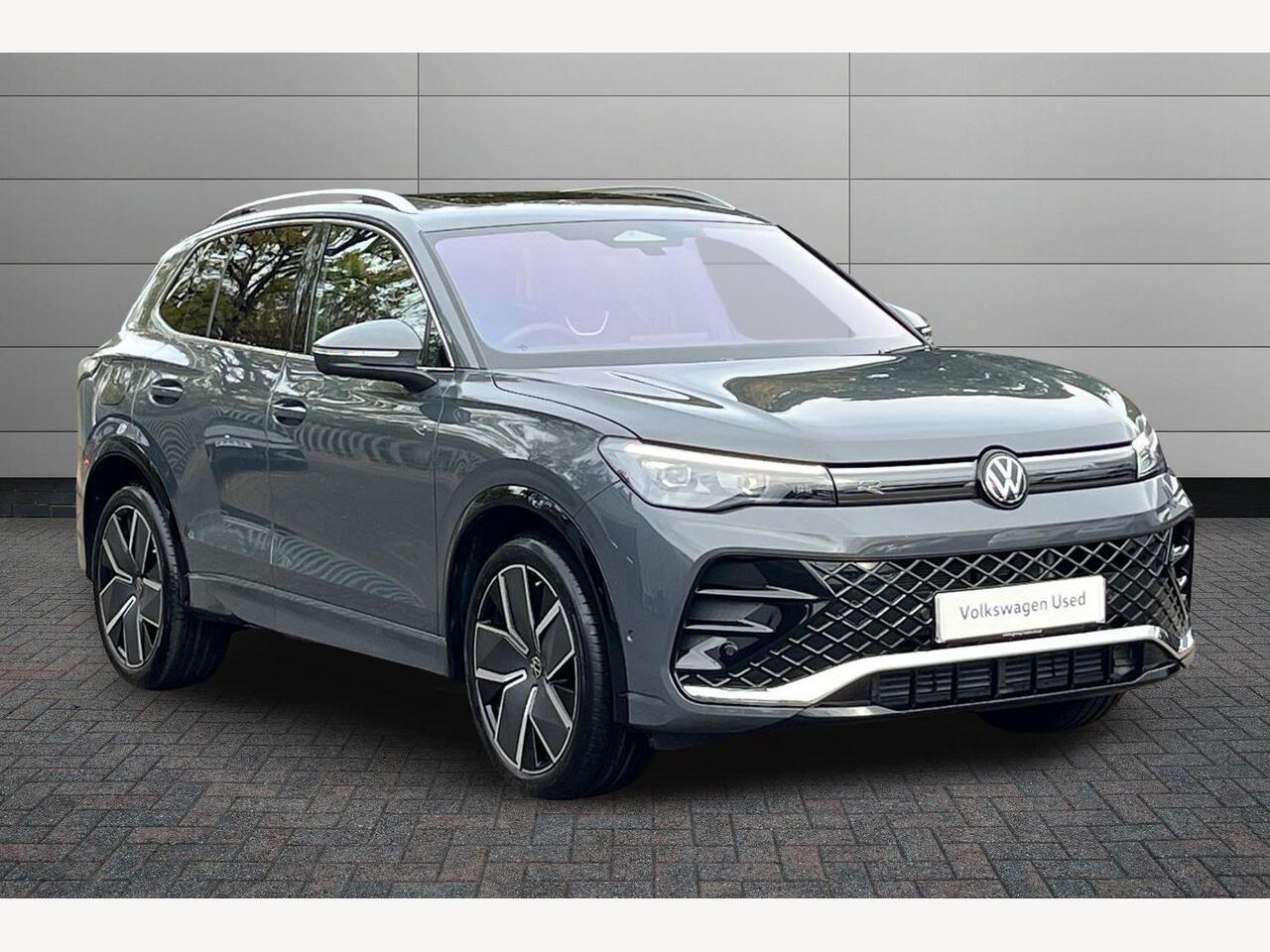 Main listing image - Volkswagen Tiguan