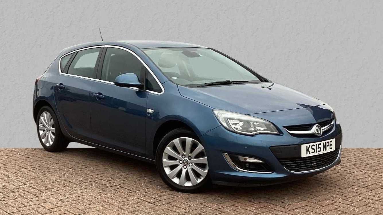 Main listing image - Vauxhall Astra