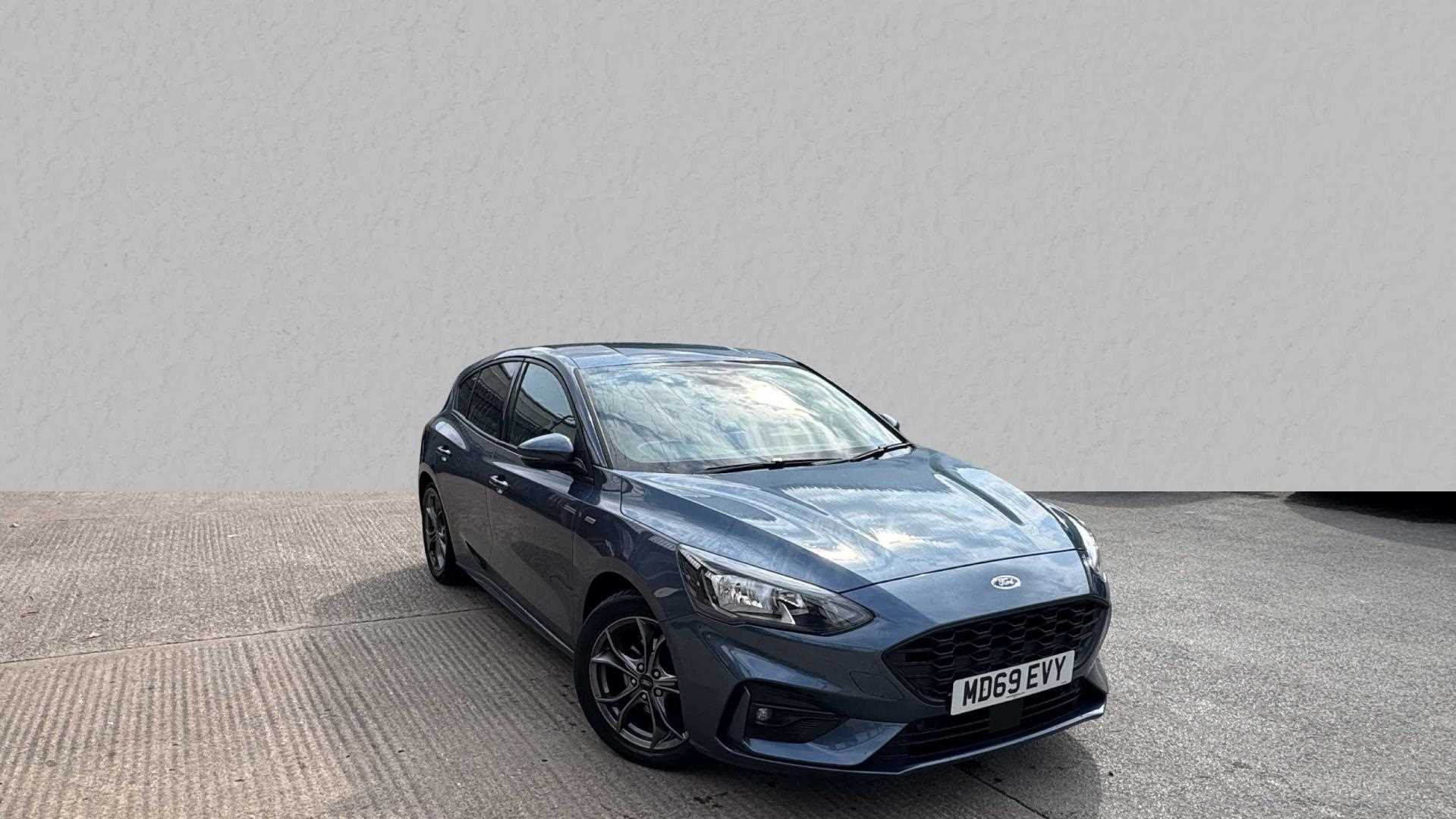 Main listing image - Ford Focus