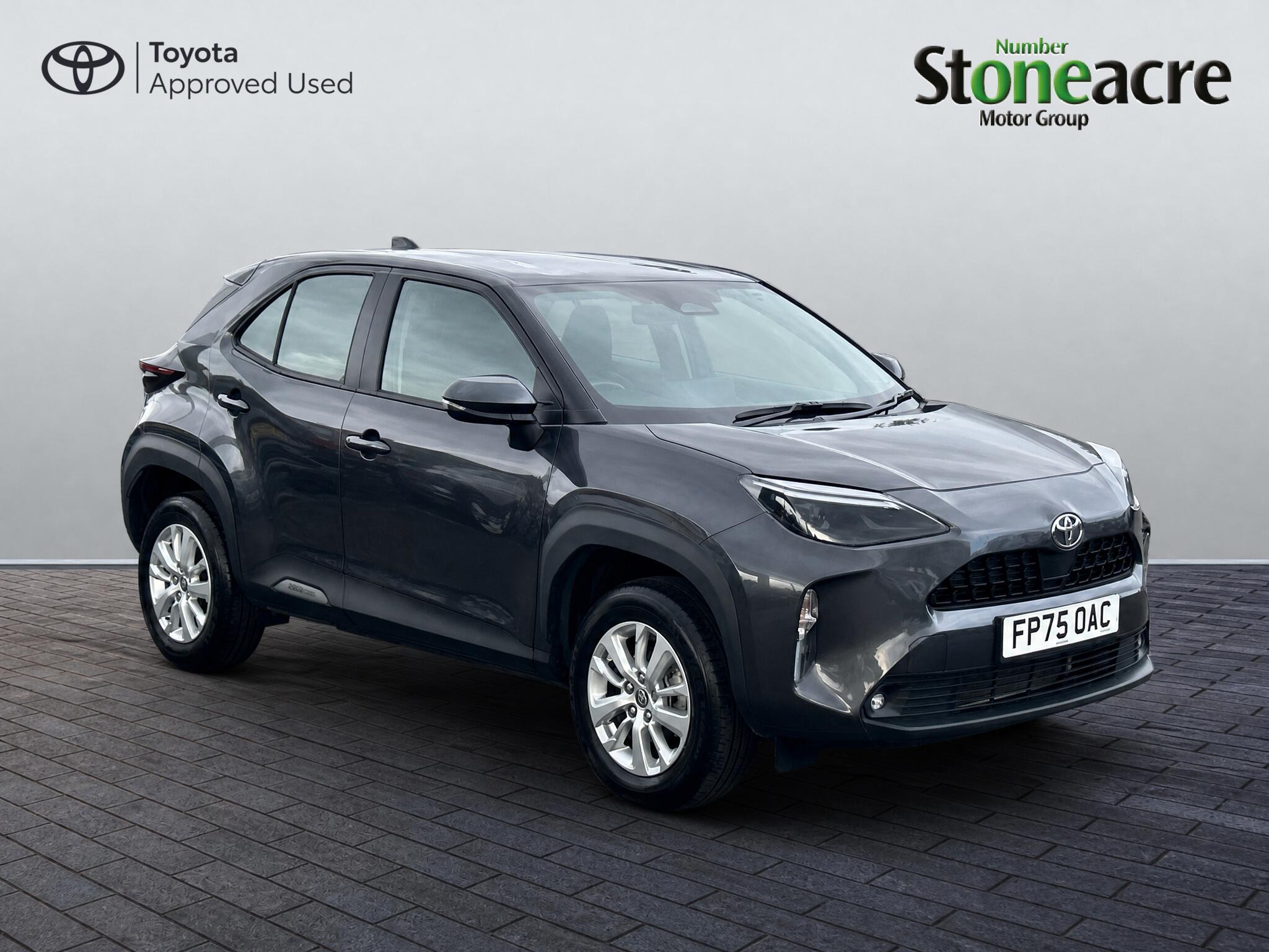 Main listing image - Toyota Yaris Cross