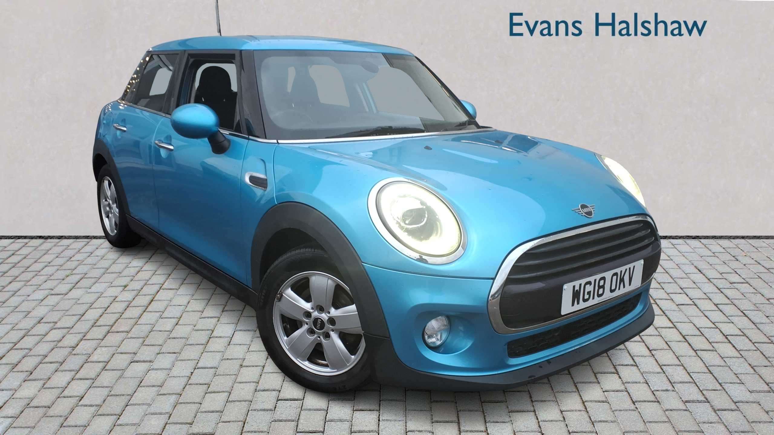 Main listing image - MINI Hatchback 5dr
