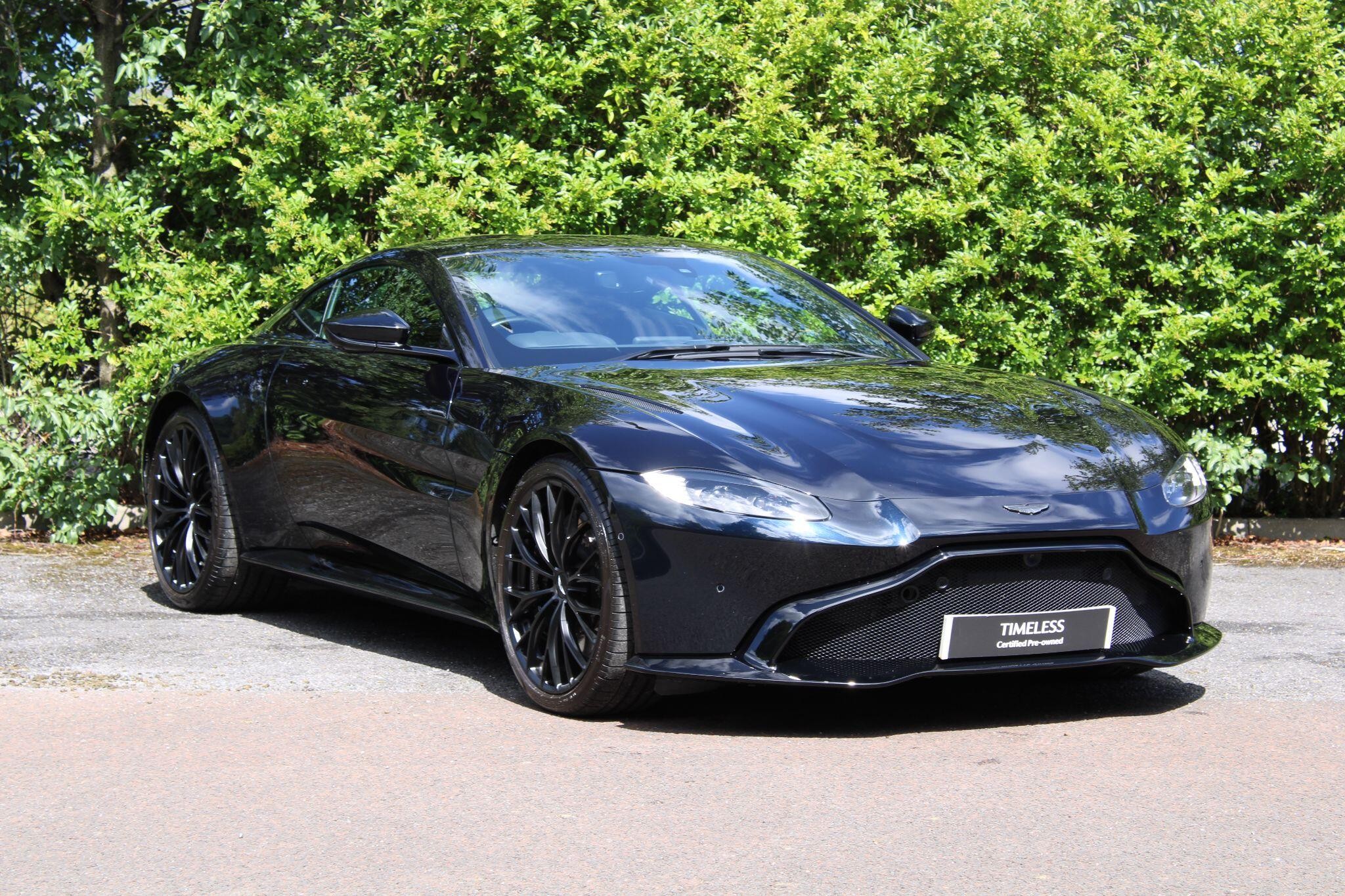 Main listing image - Aston Martin Vantage