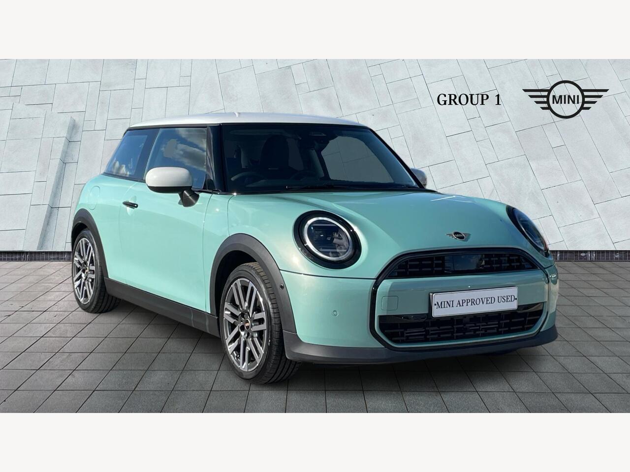 Main listing image - MINI Hatchback