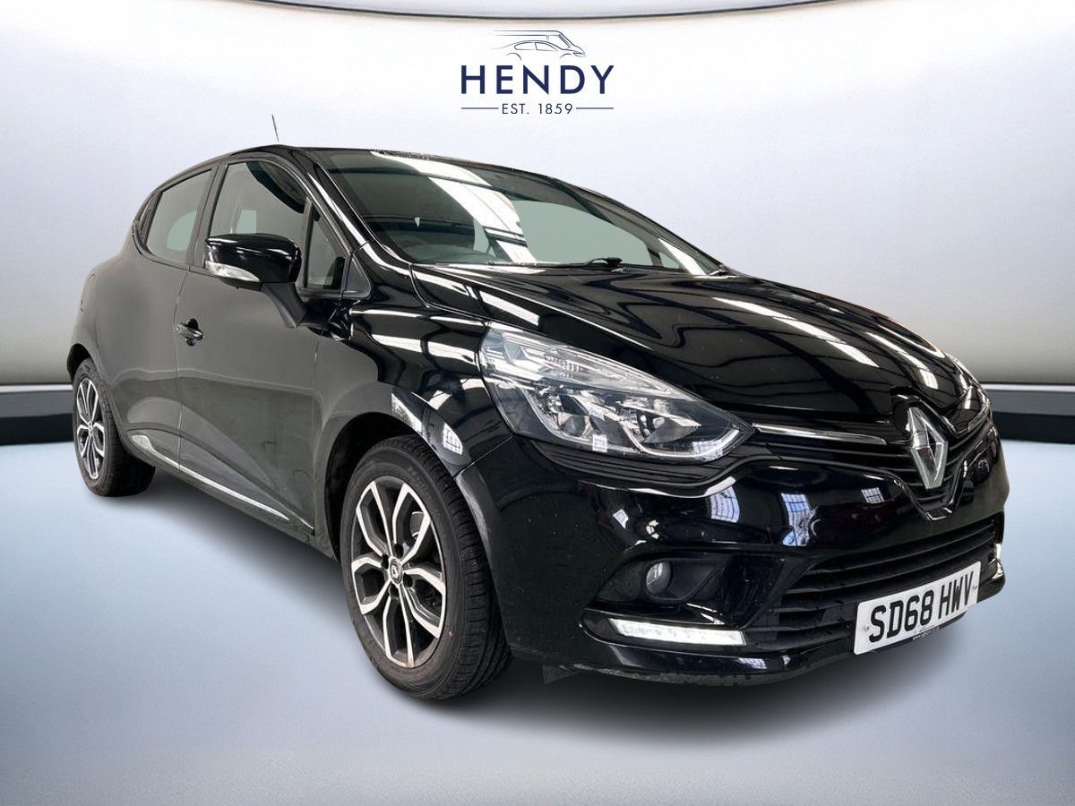 Main listing image - Renault Clio