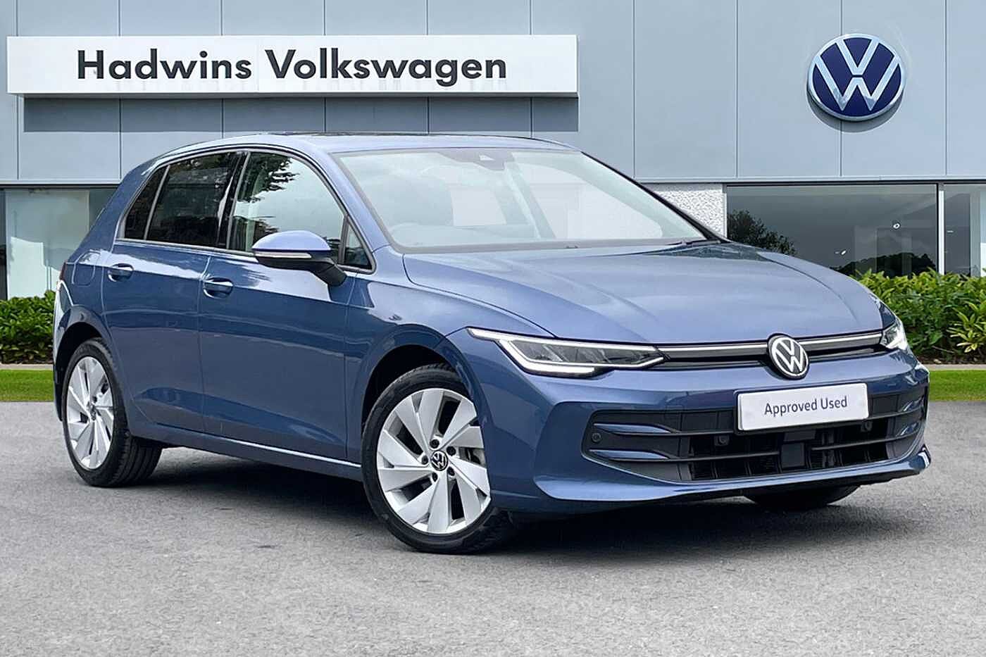 Main listing image - Volkswagen Golf