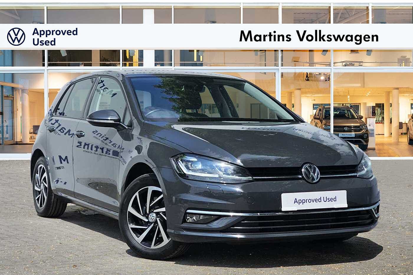 Main listing image - Volkswagen Golf