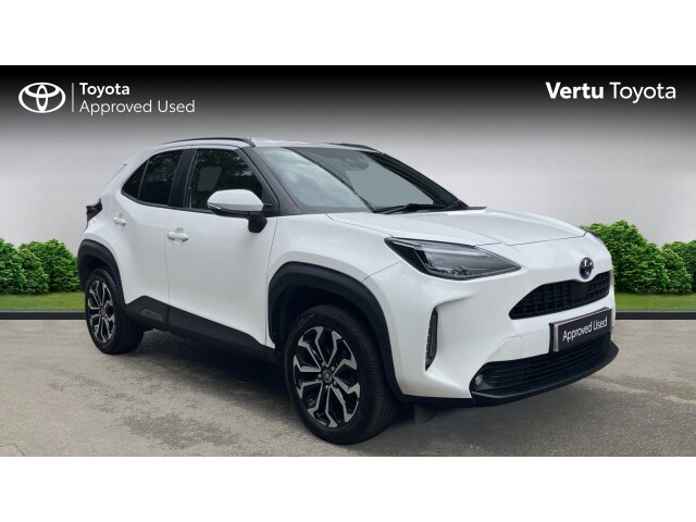 Main listing image - Toyota Yaris Cross
