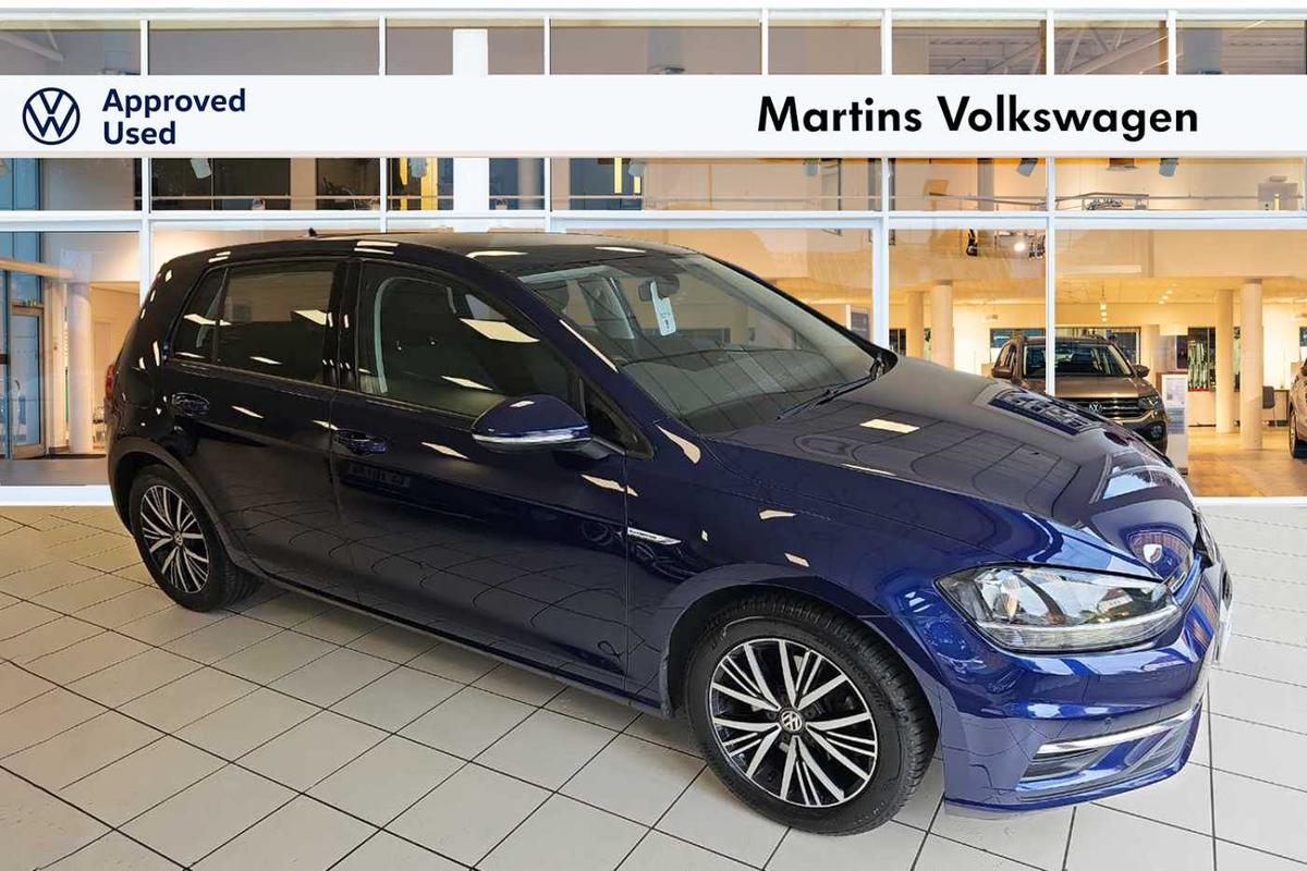 Main listing image - Volkswagen Golf