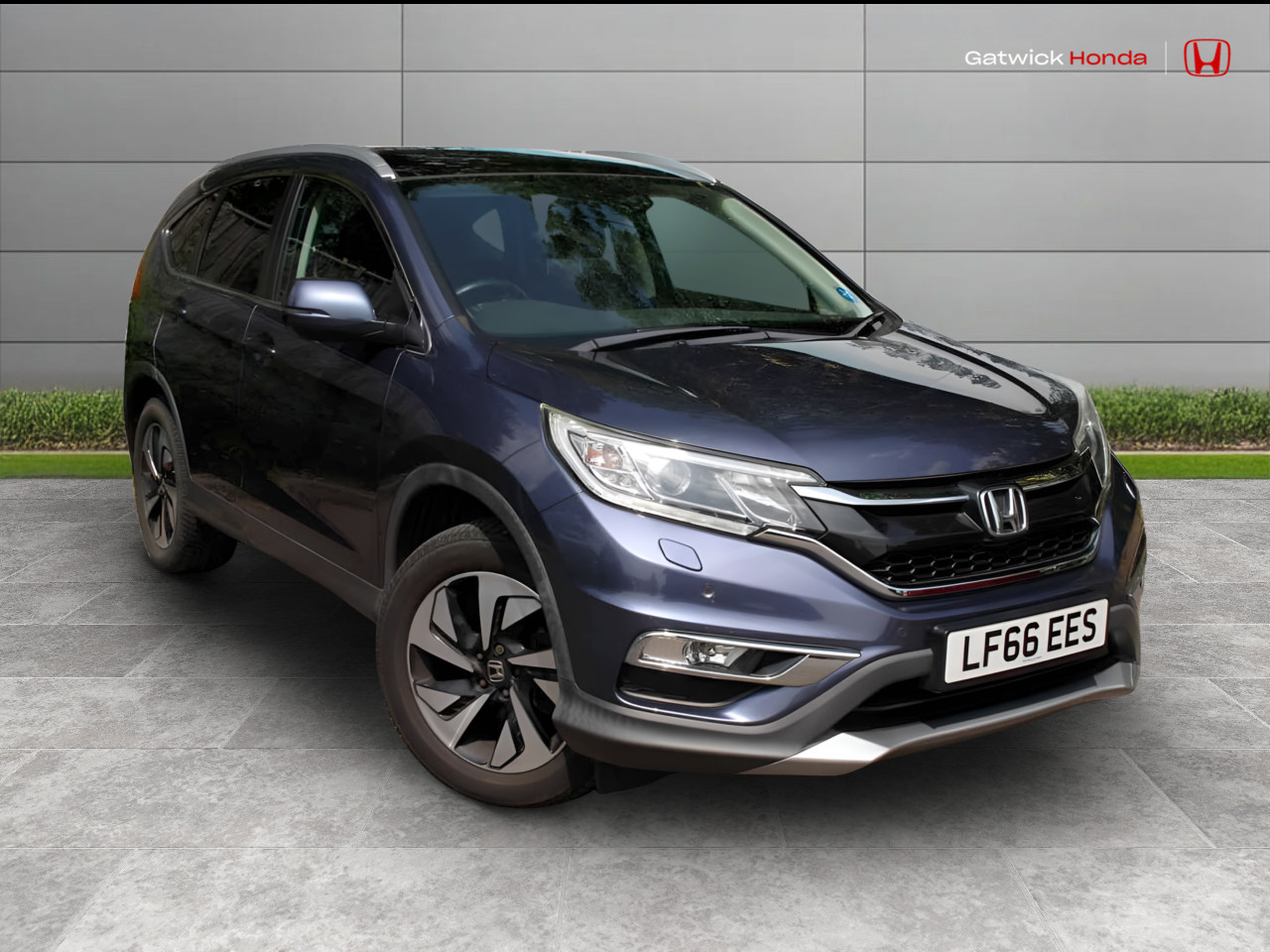 Main listing image - Honda CR-V