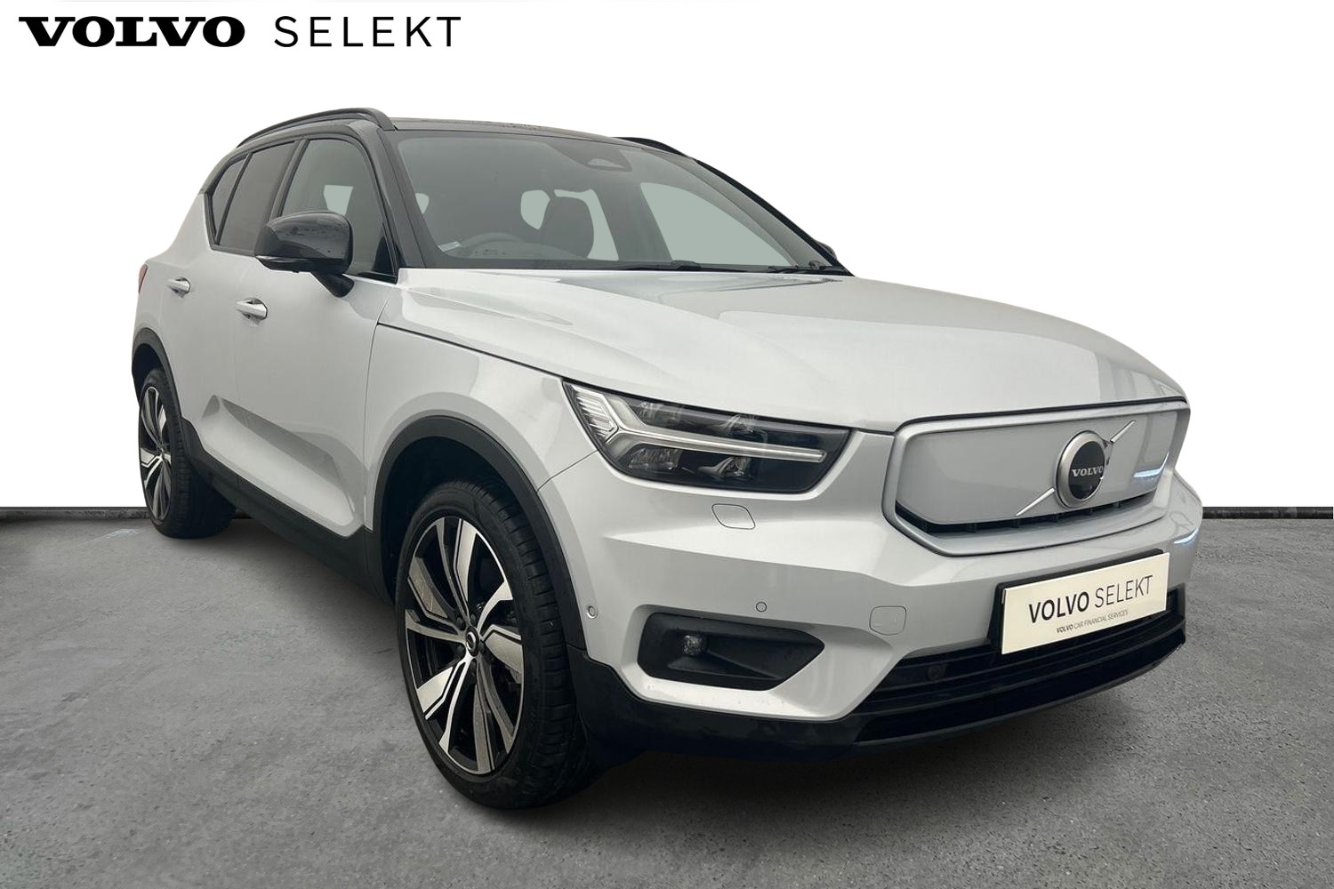 Main listing image - Volvo XC40 Recharge