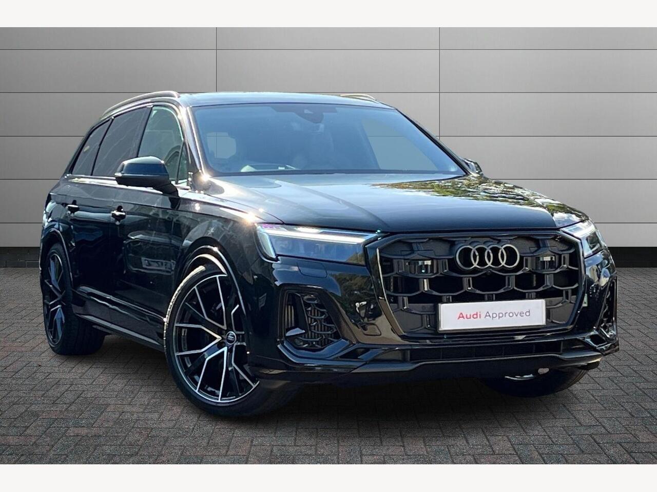 Main listing image - Audi Q7