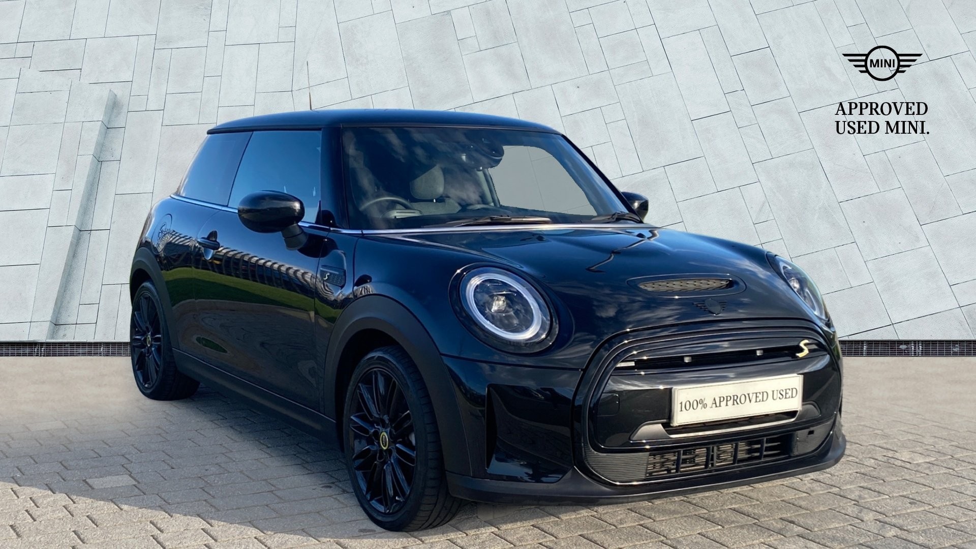 Main listing image - MINI Electric