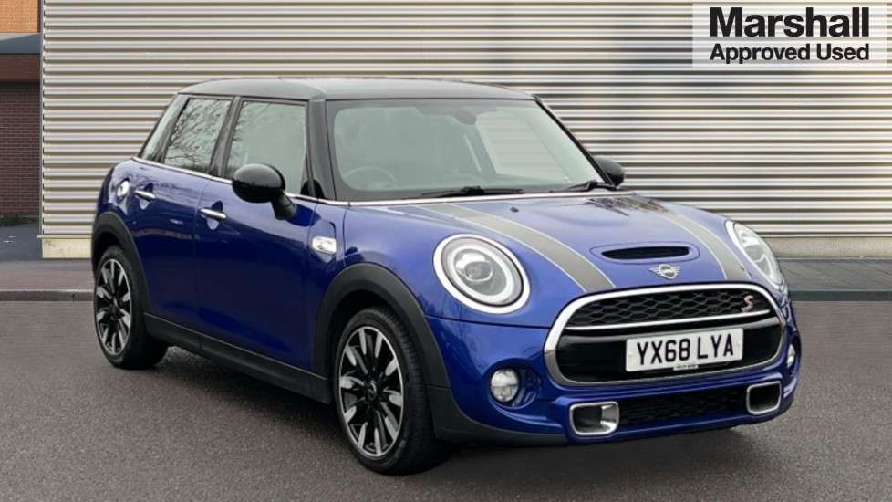 Main listing image - MINI Hatchback 5dr