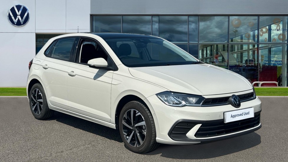 Main listing image - Volkswagen Polo