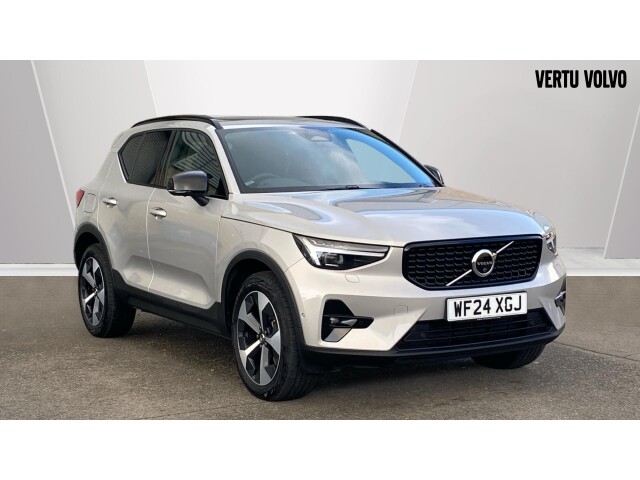 Main listing image - Volvo XC40