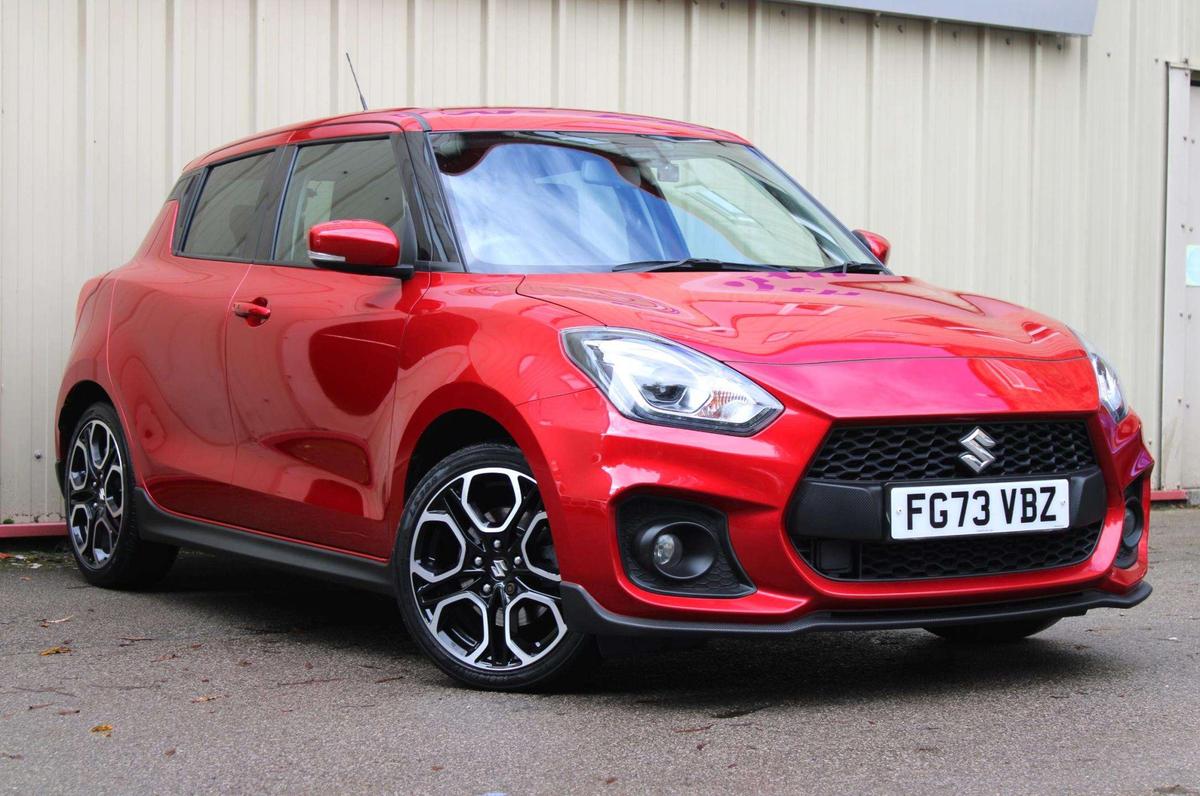 Main listing image - Suzuki Swift