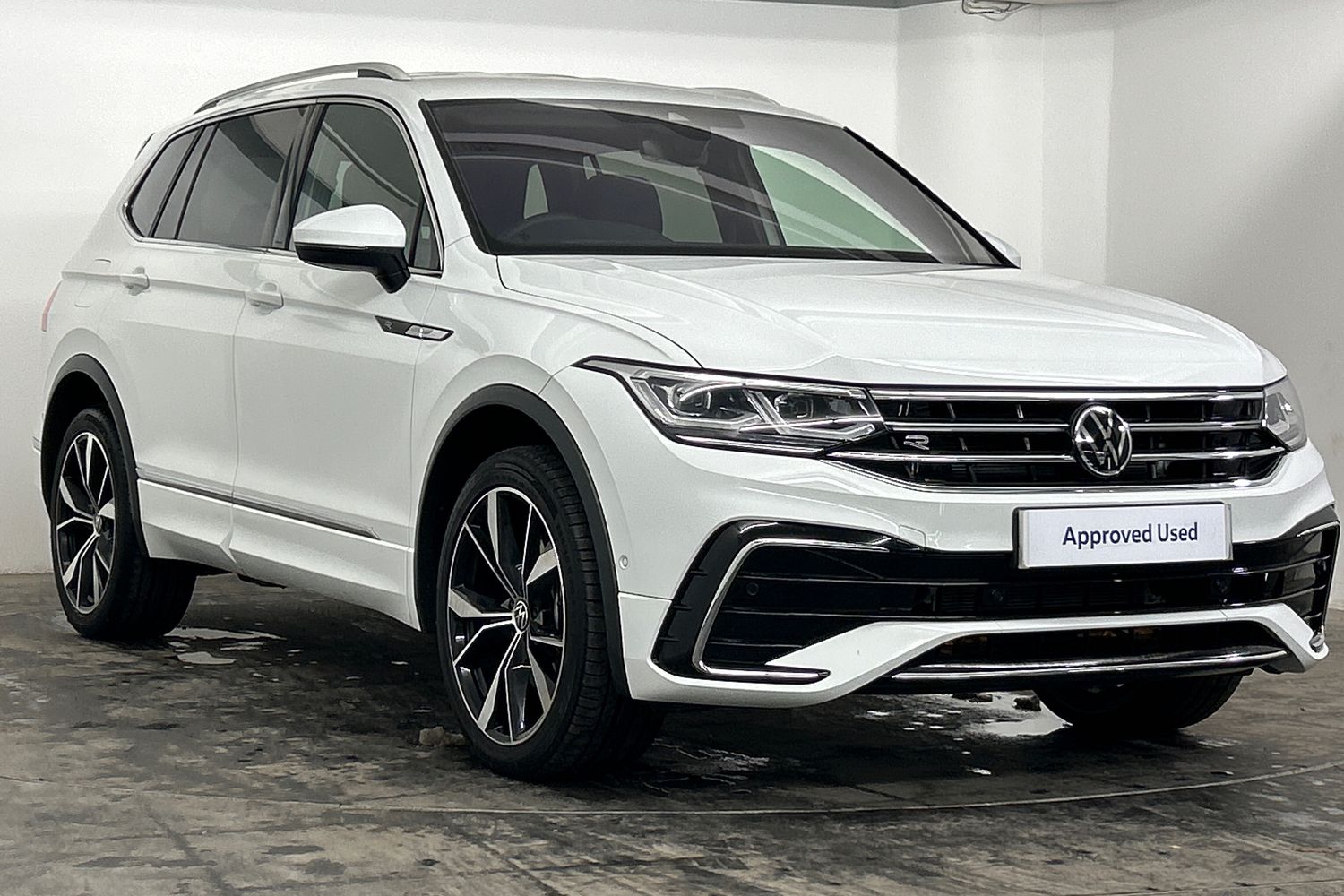 Main listing image - Volkswagen Tiguan Allspace