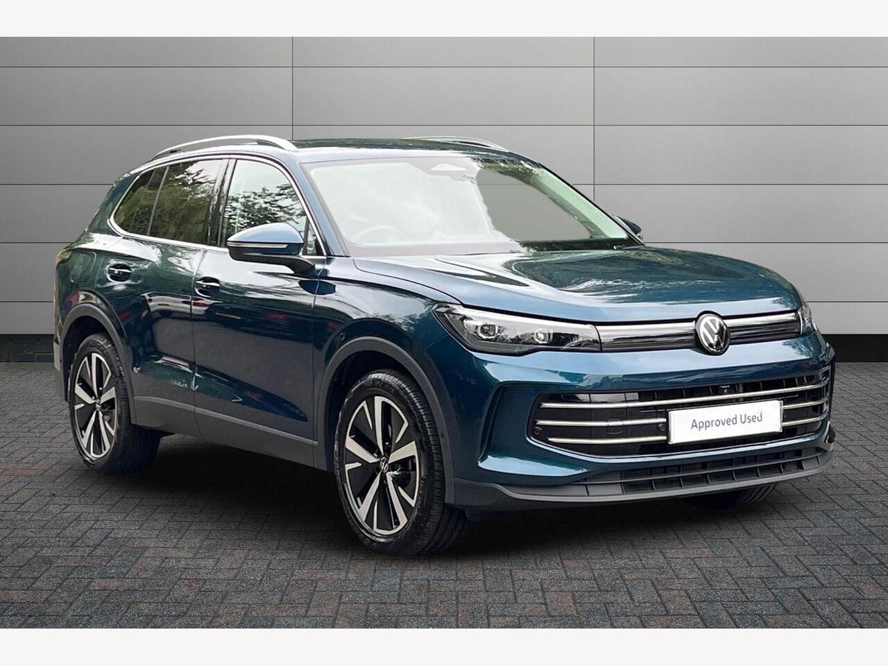 Main listing image - Volkswagen Tiguan