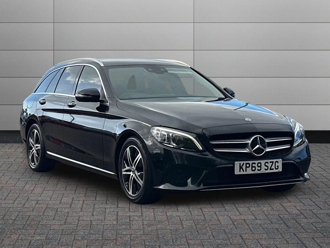 Main listing image - Mercedes-Benz C-Class