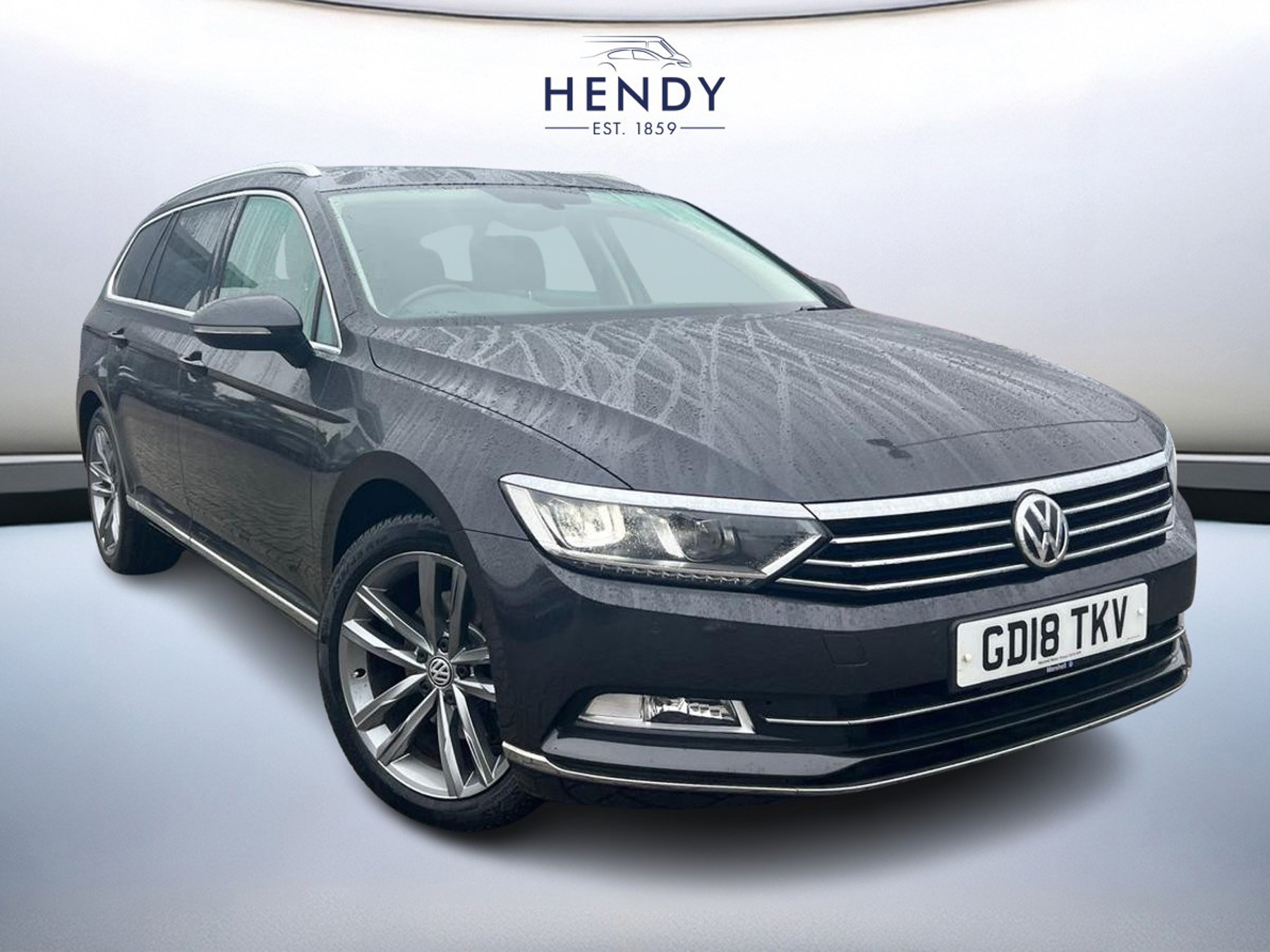 Main listing image - Volkswagen Passat