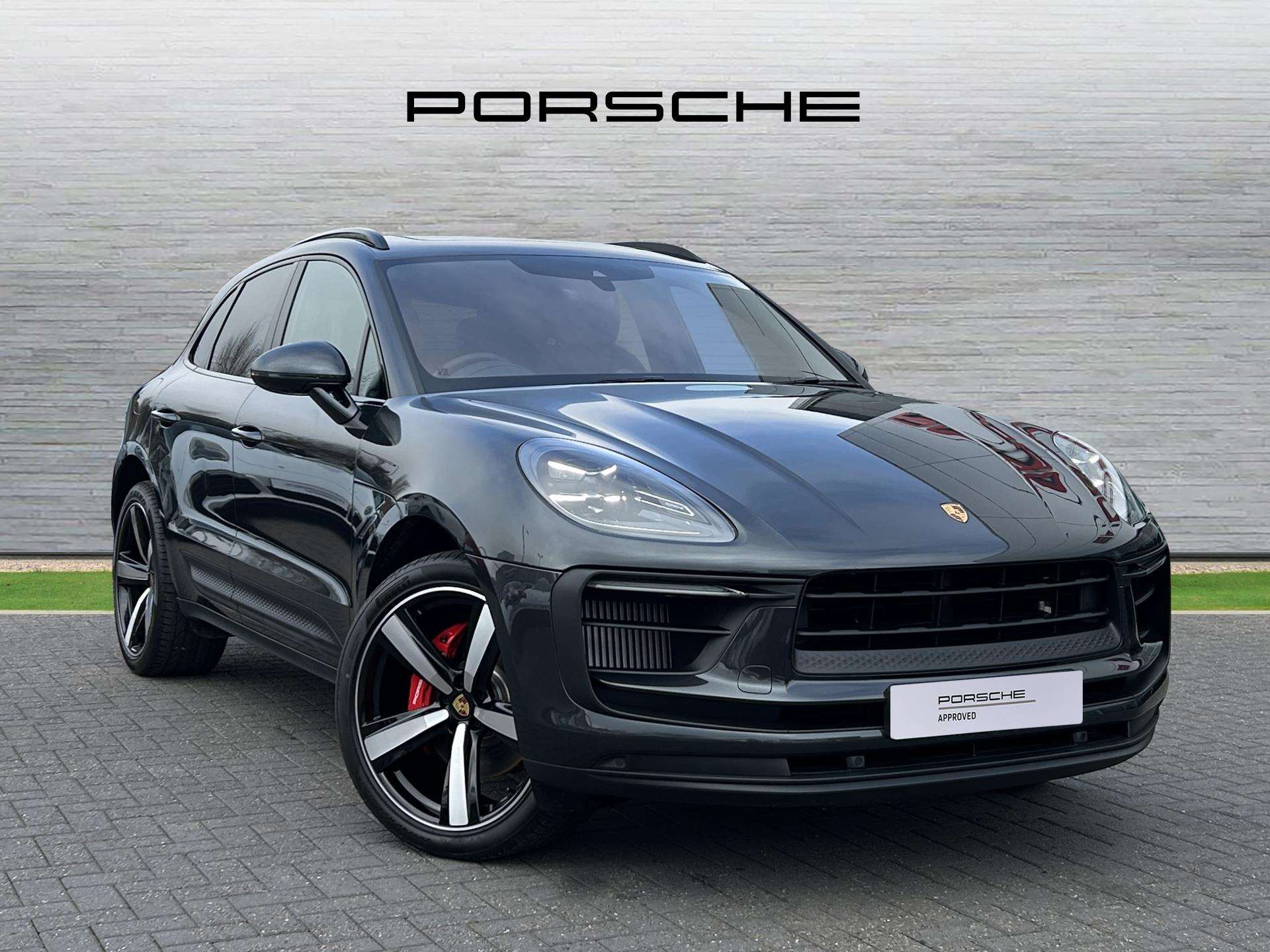 Main listing image - Porsche Macan
