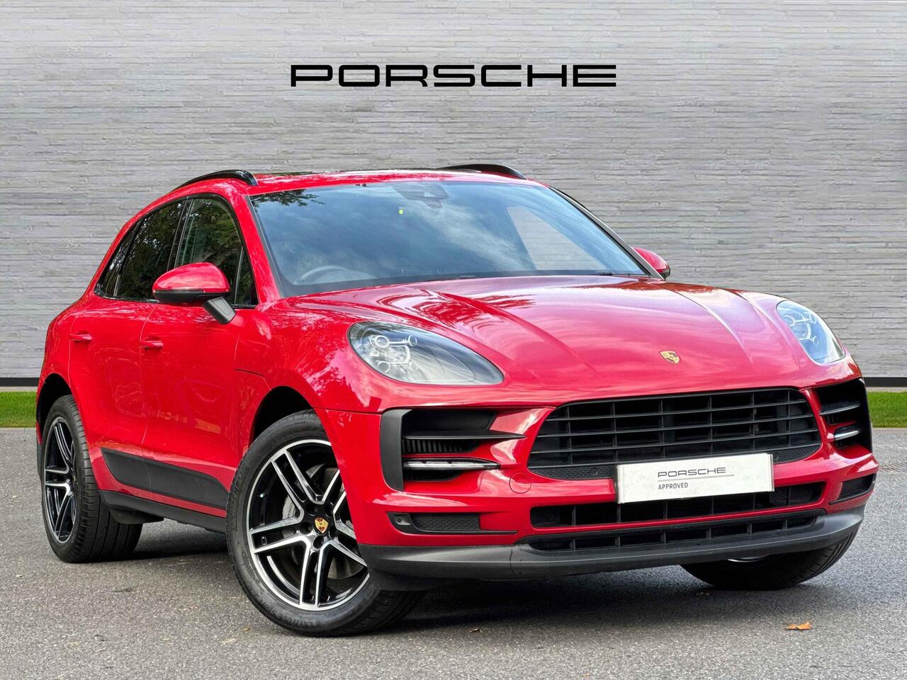 Main listing image - Porsche Macan