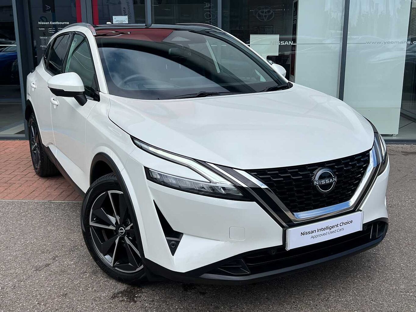 Main listing image - Nissan Qashqai