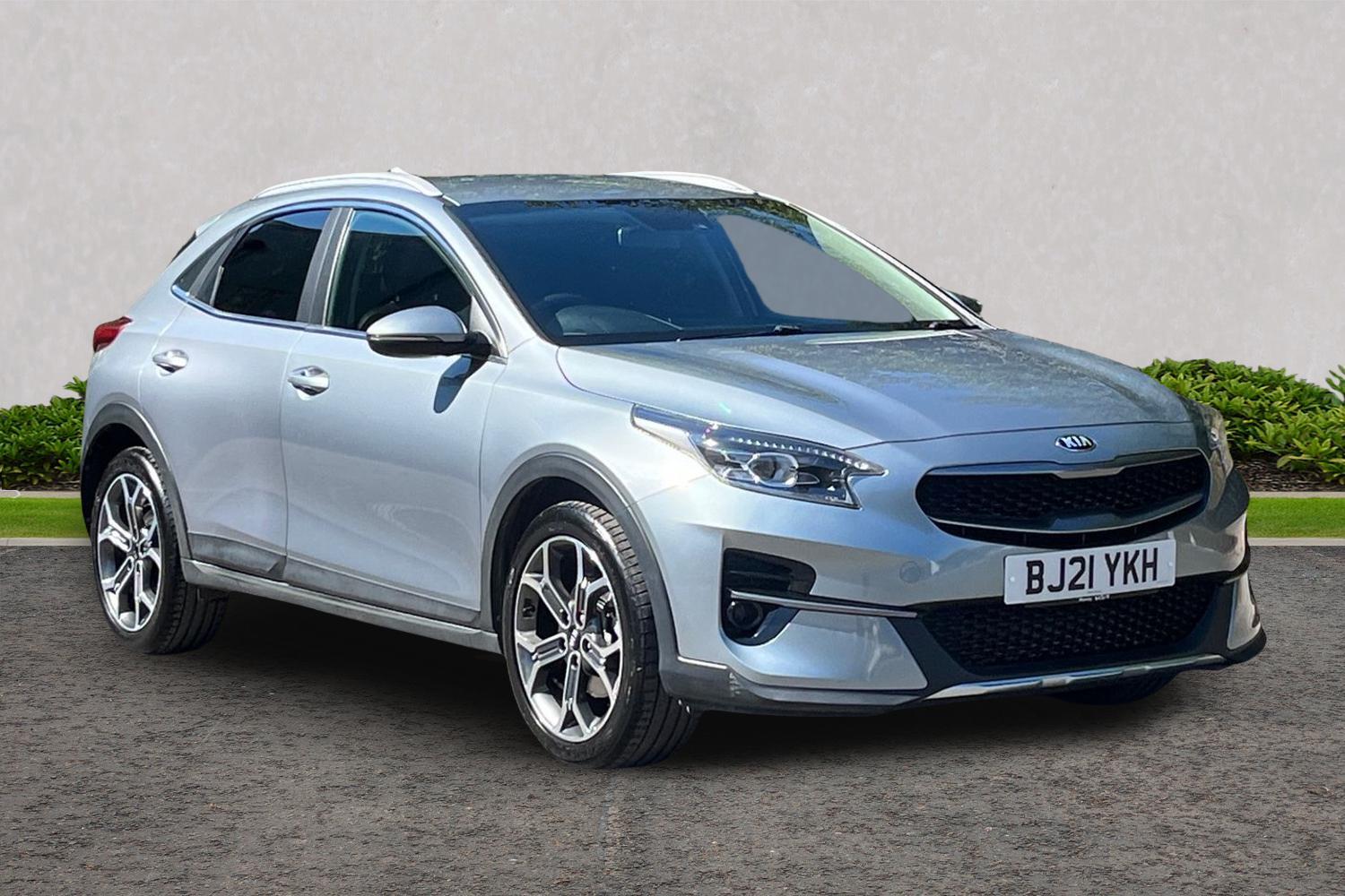 Main listing image - Kia XCeed