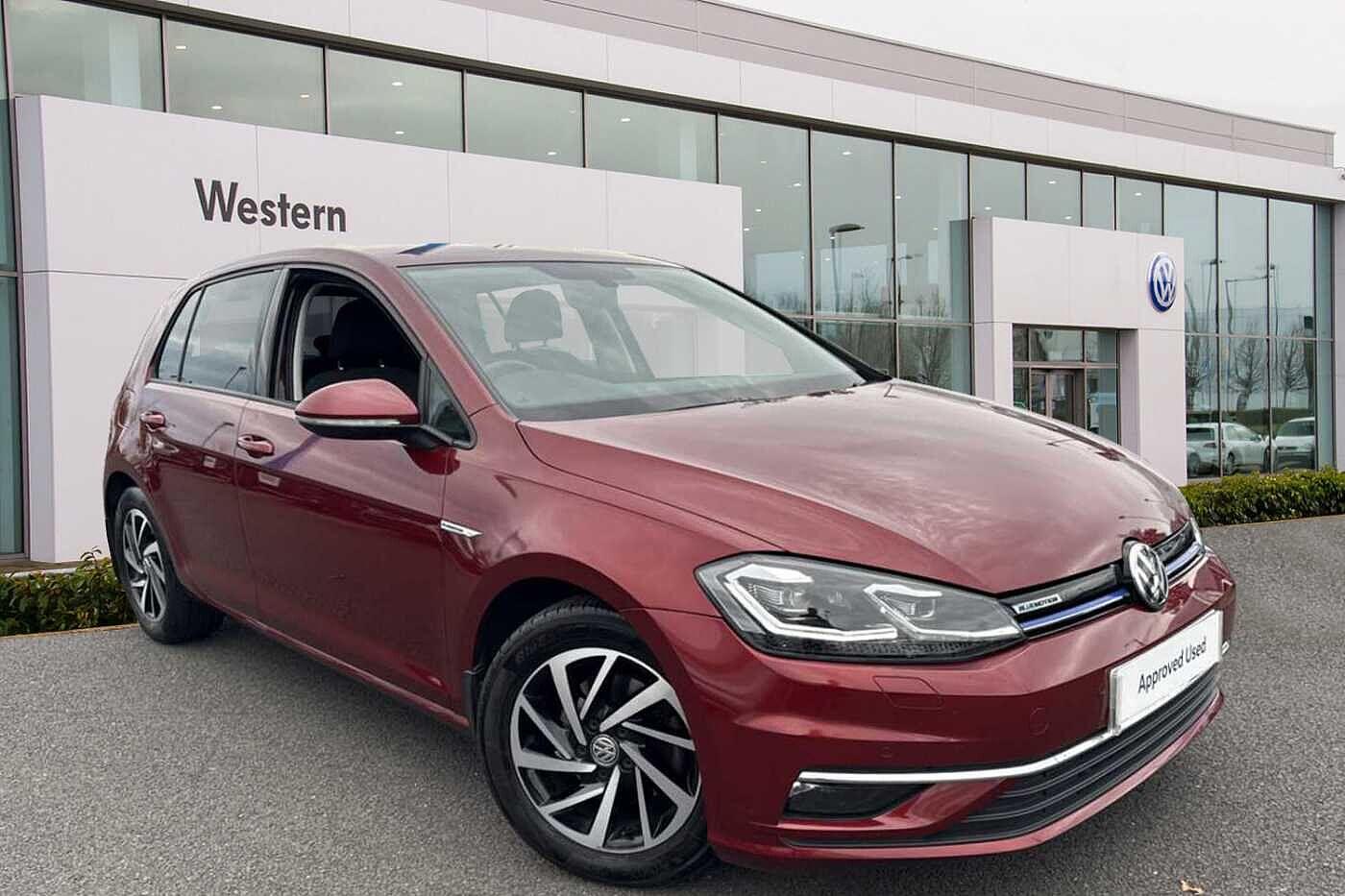 Main listing image - Volkswagen Golf