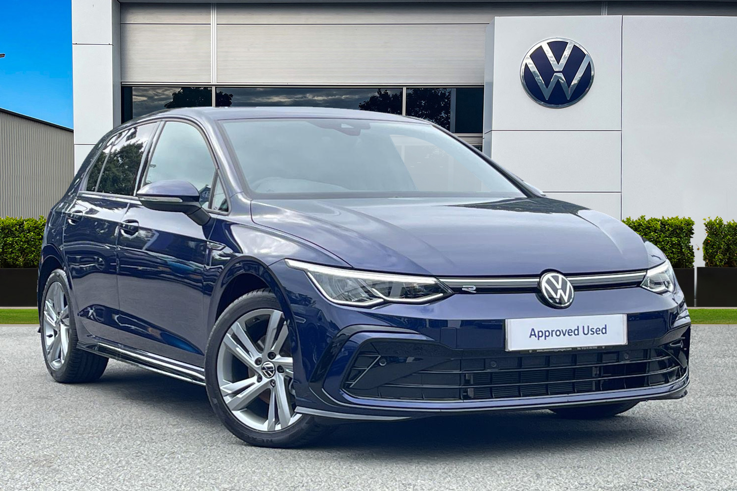 Main listing image - Volkswagen Golf