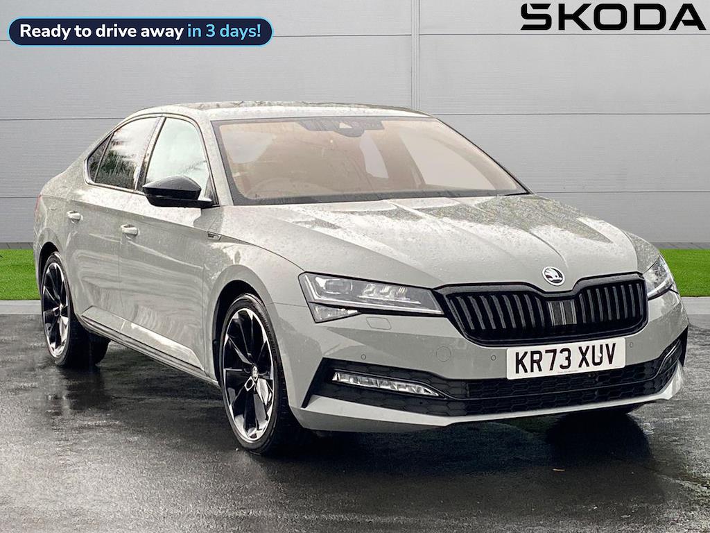 Main listing image - Skoda Superb