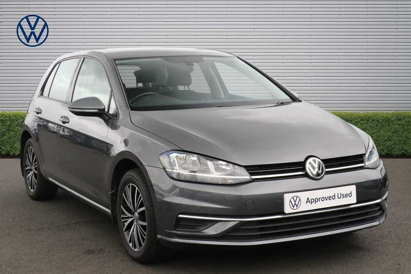 Main listing image - Volkswagen Golf