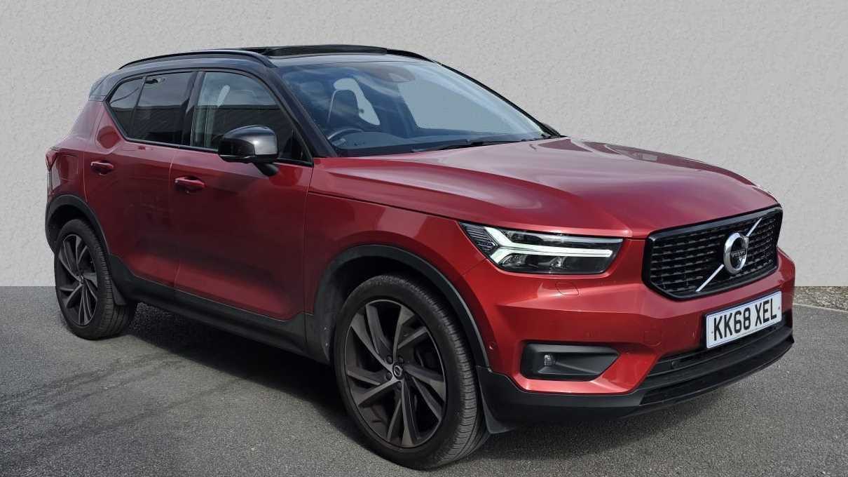 Main listing image - Volvo XC40