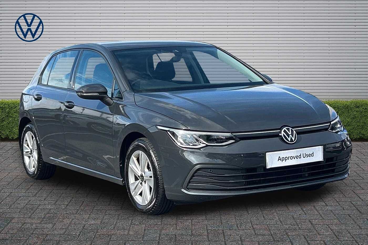 Main listing image - Volkswagen Golf