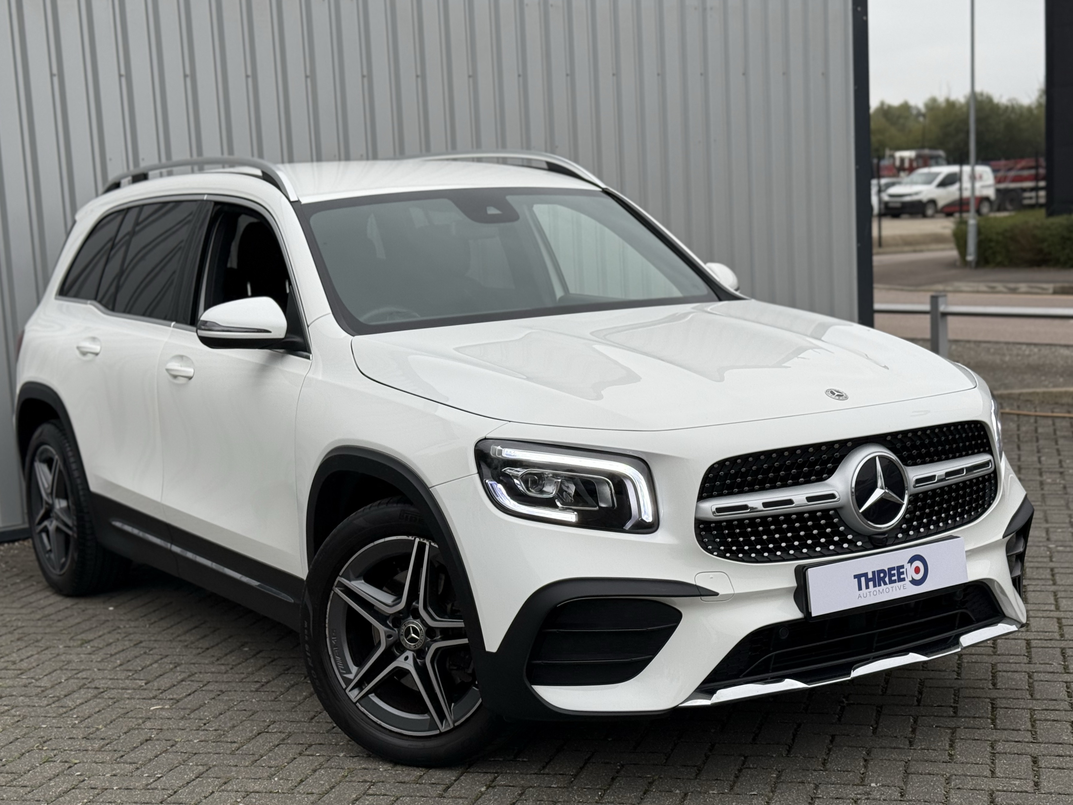 Main listing image - Mercedes-Benz GLB