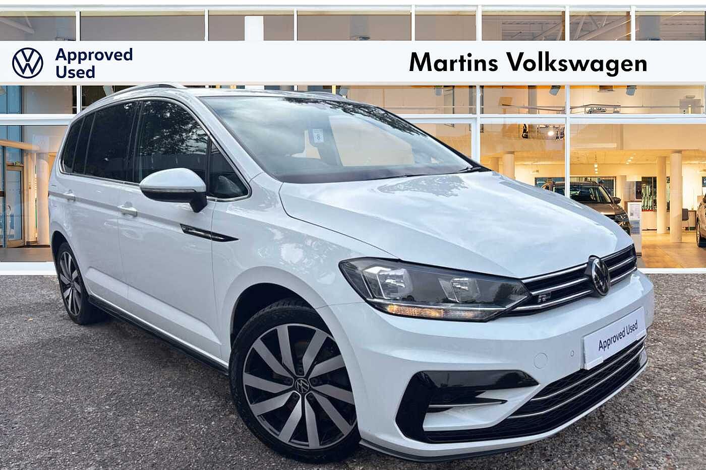 Main listing image - Volkswagen Touran