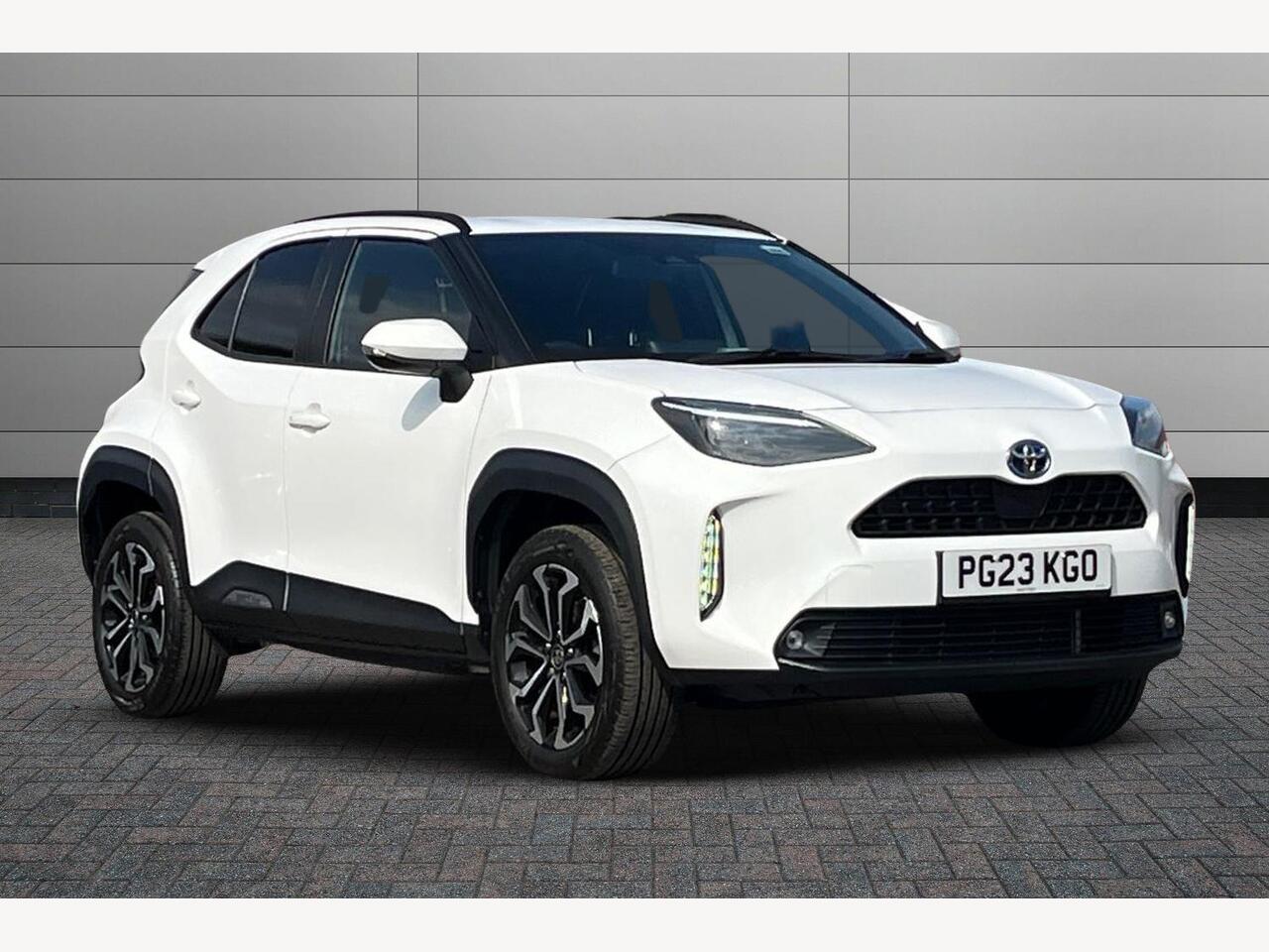 Main listing image - Toyota Yaris Cross