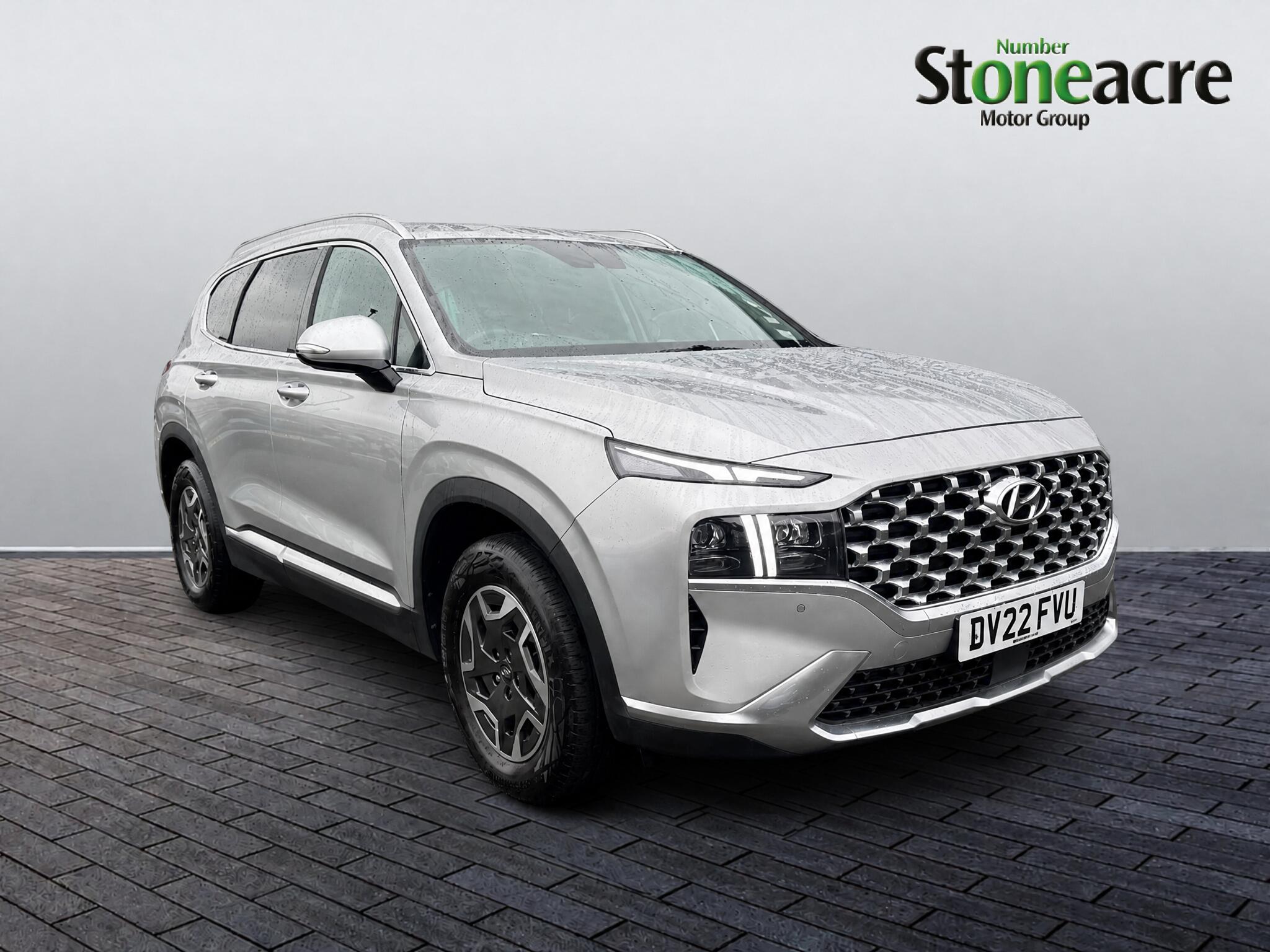 Main listing image - Hyundai Santa Fe