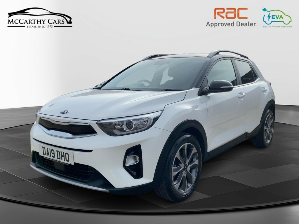 Main listing image - Kia Stonic