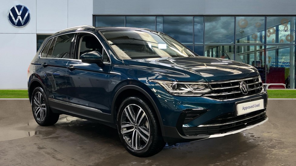 Main listing image - Volkswagen Tiguan