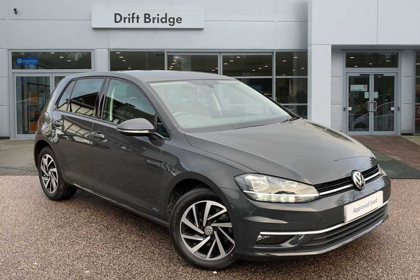 Main listing image - Volkswagen Golf