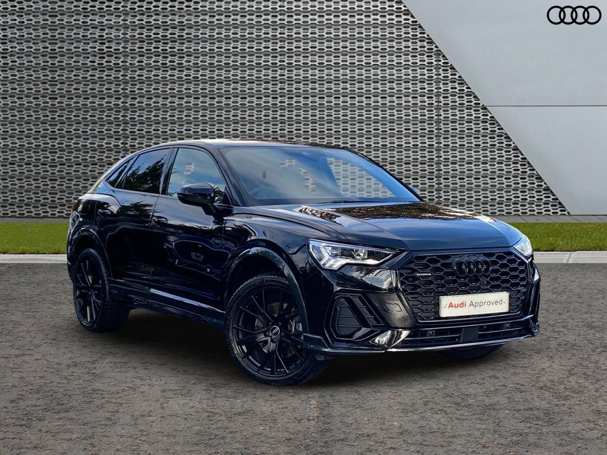 Main listing image - Audi Q3