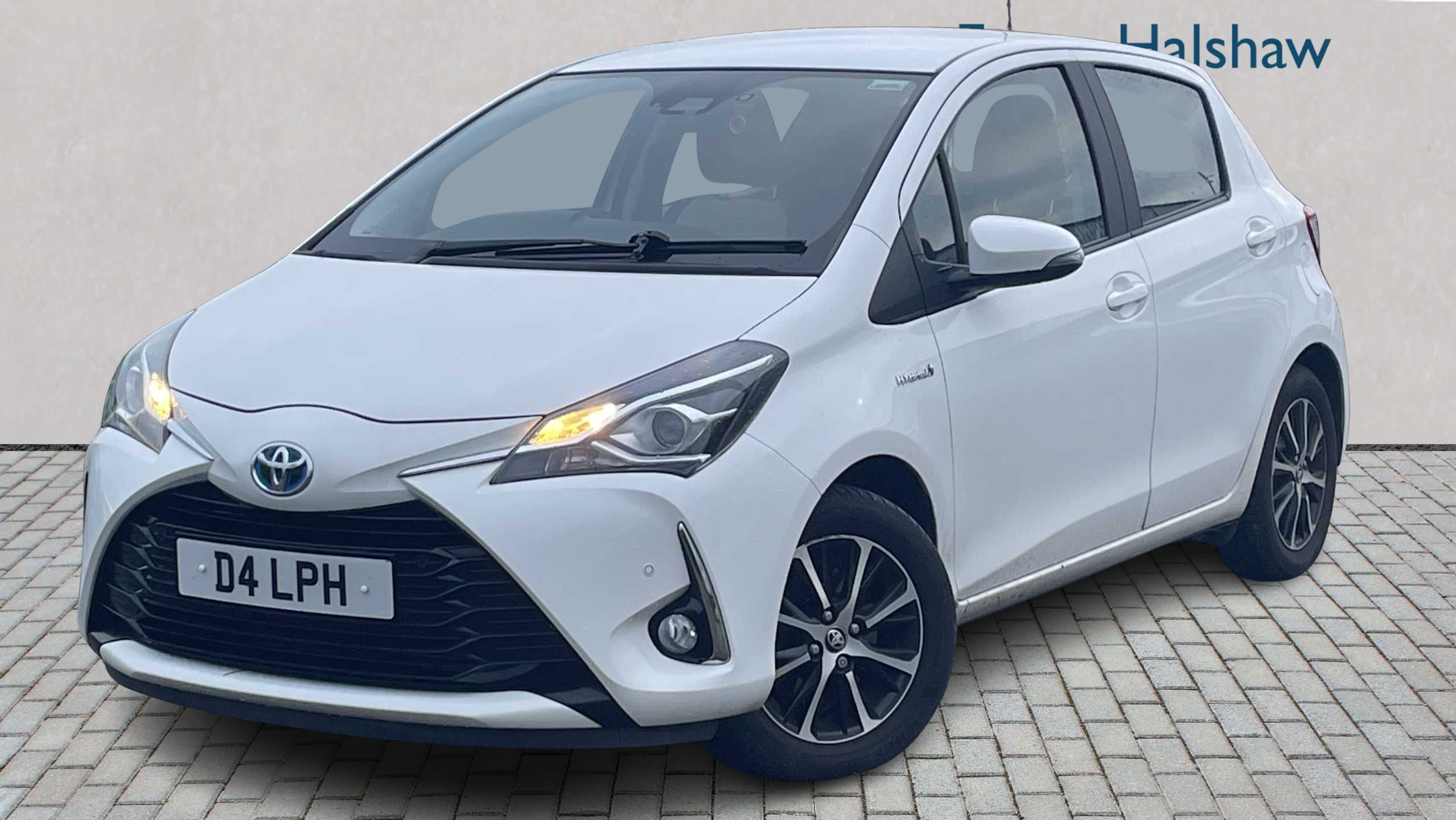 Main listing image - Toyota Yaris