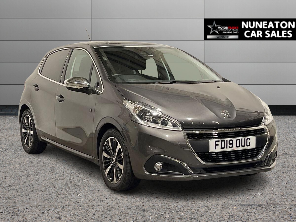 Main listing image - Peugeot 208