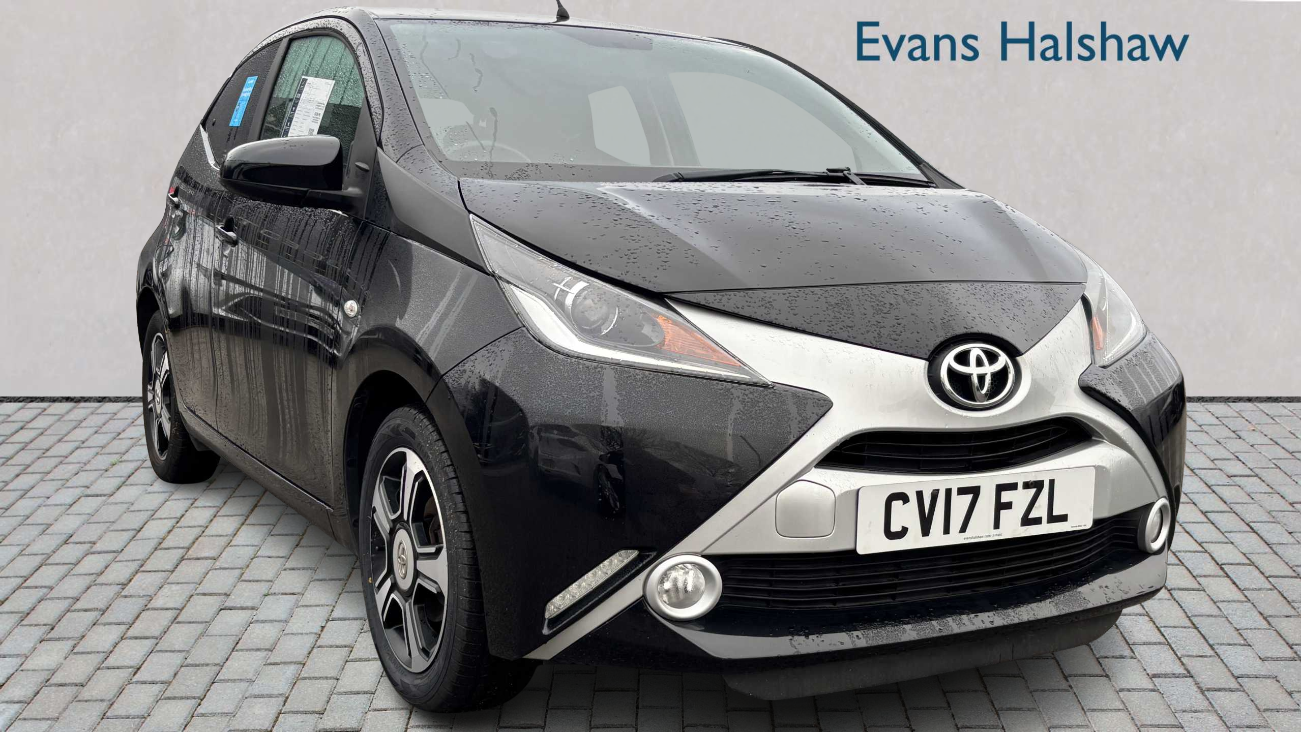 Main listing image - Toyota Aygo