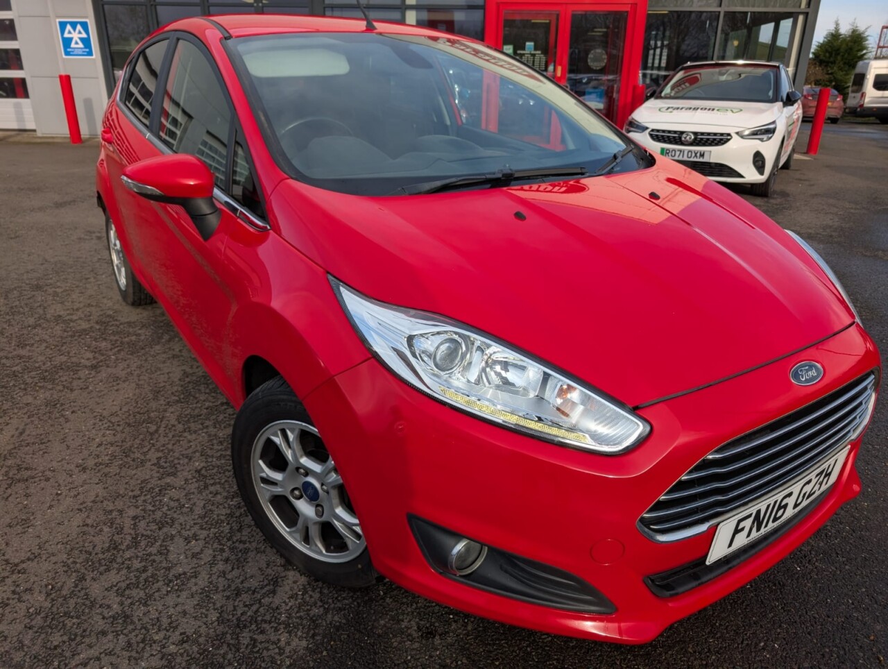 Main listing image - Ford Fiesta