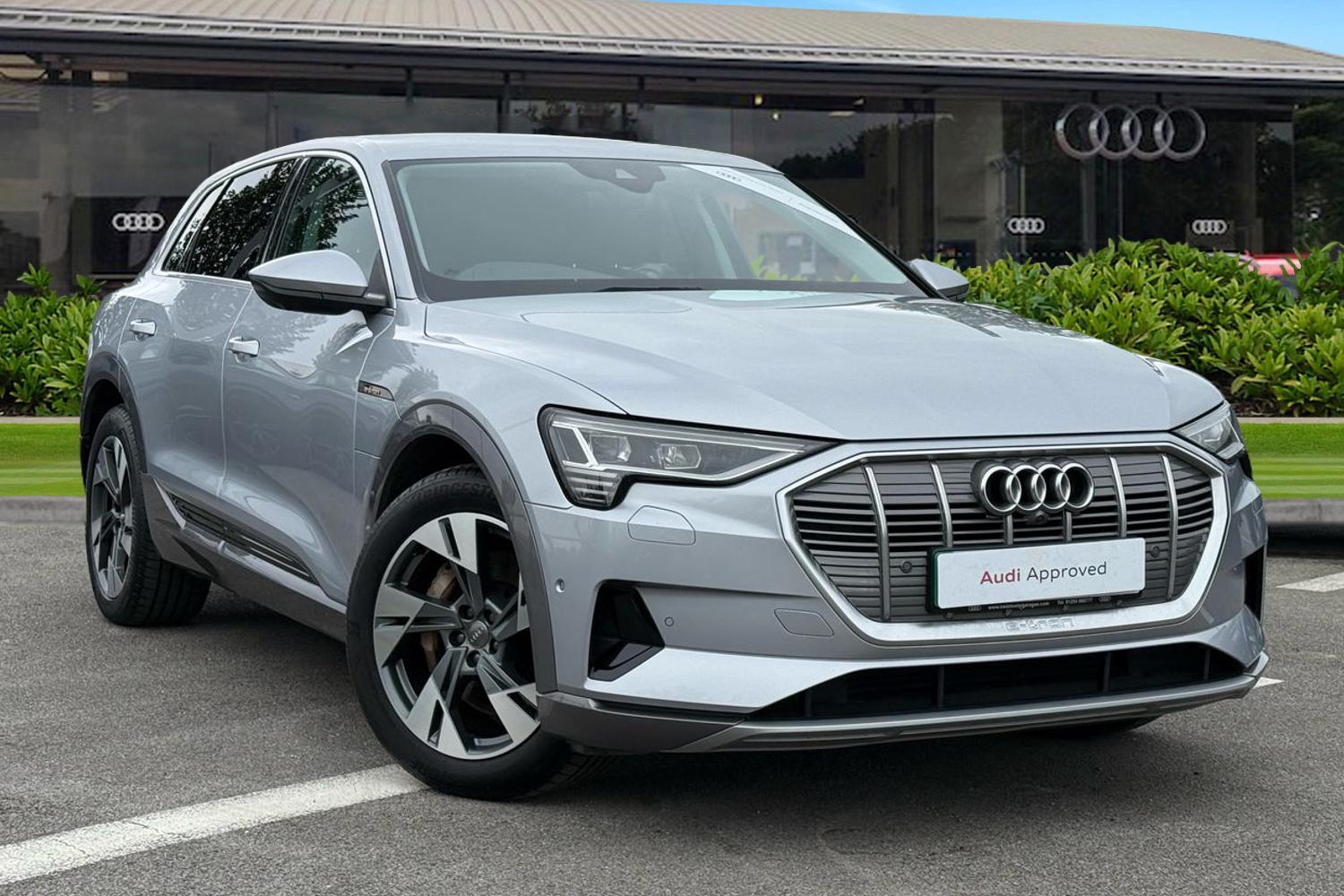 Main listing image - Audi e-tron