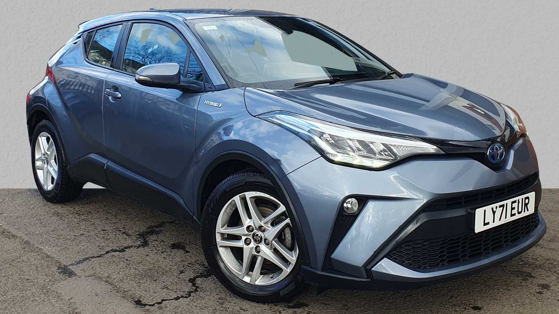 Main listing image - Toyota C-HR